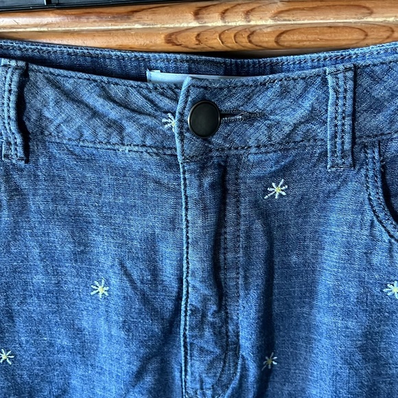 Stretch Denim  Skirt w/ liner sz 6p - Picture 2 of 9